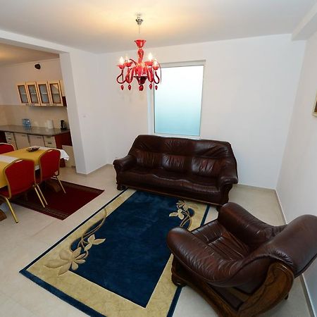 B&B Airport Modlin Nowy Dwor Mazowiecki Ngoại thất bức ảnh