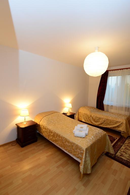 B&B Airport Modlin Nowy Dwor Mazowiecki Phòng bức ảnh