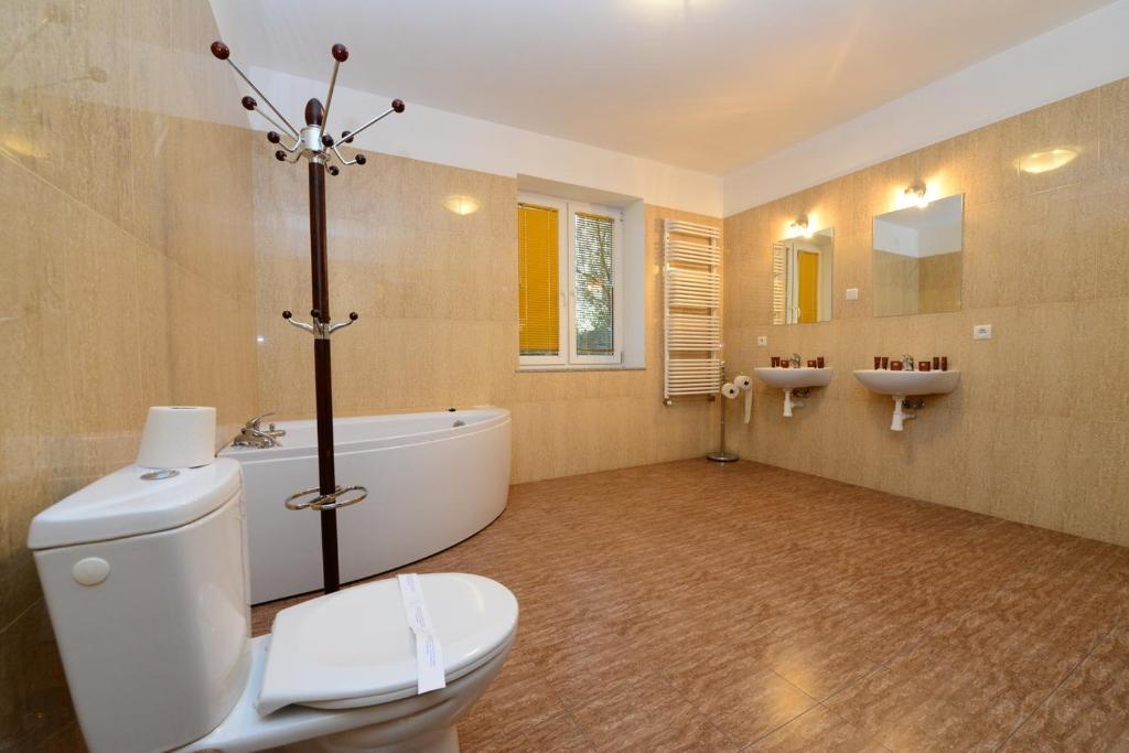 B&B Airport Modlin Nowy Dwor Mazowiecki Ngoại thất bức ảnh